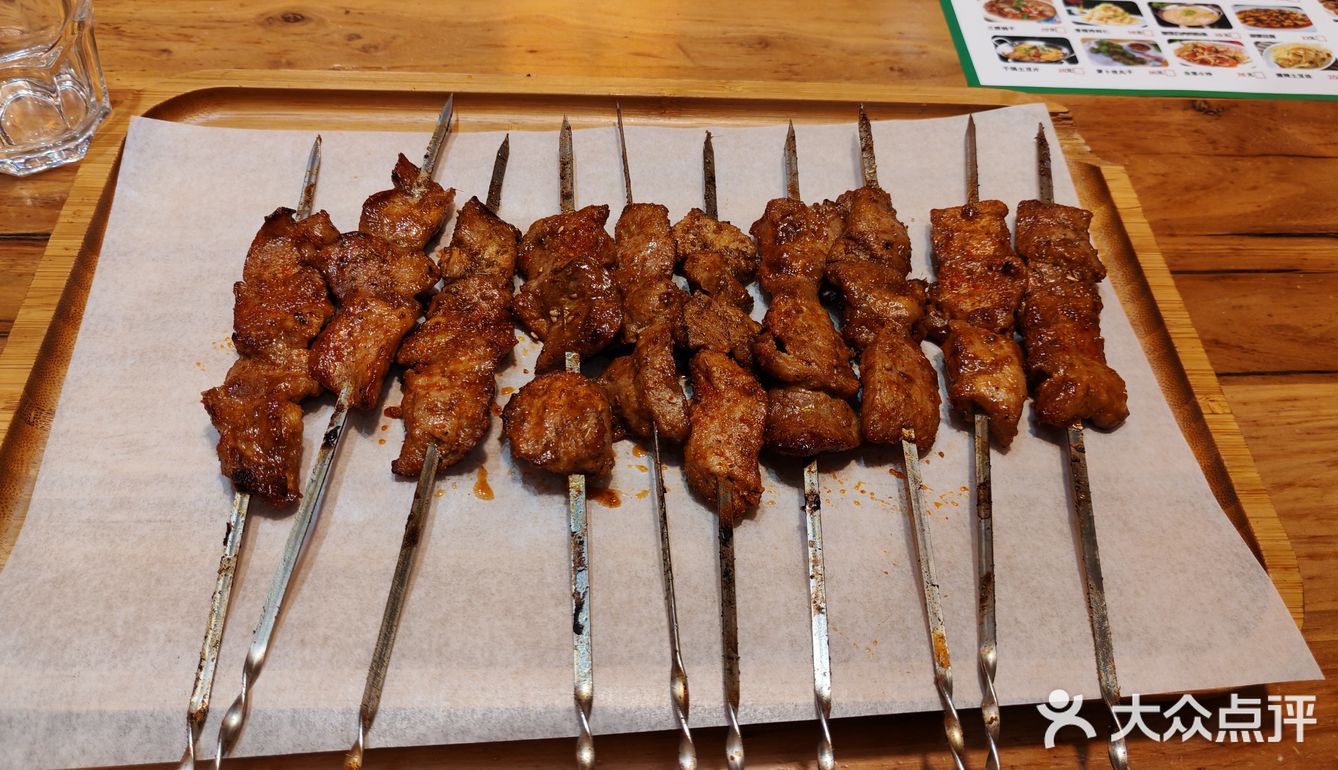 烤肉撸起来，小酒喝起来