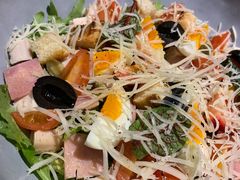 老教堂色拉-JINNS锦时 steak&pizza(浸信会礼拜堂旧址店)