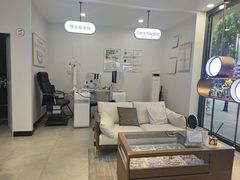 -锦泉眼镜·视光体验中心(仓边路店)