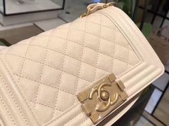 -CHANEL(恒隆广场店)