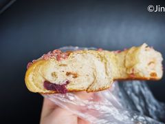 紫薯芋泥面包-味多美蛋糕(六道口店)