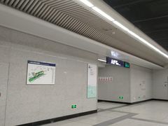 -马鹦路(地铁站)
