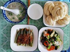 -爱月宝月嫂·育儿嫂(哈尔滨总店)