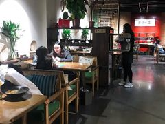 大堂-八月美食小馆(银泰城总店)