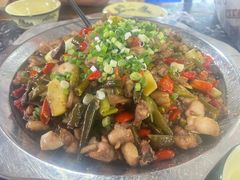 -廖哥泡椒兔(峨眉店)