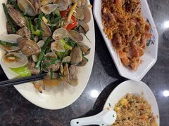 -岛中岛·海鲜大排档·万宁老字号(东澳店)