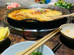 -四小区火锅·巷子里的重庆火锅(花照壁店)
