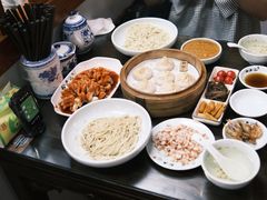 -裕兴记•蟹黄面馆(人民广场店)