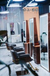 -发饰美男士增发补发假发定制店