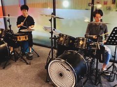 -COCO  BOMB国际流行音乐(爱琴海校区)
