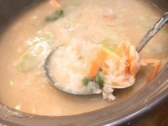 虾蚝砂锅粥-唔止卤嘢·潮州府城菜(鹭江店)