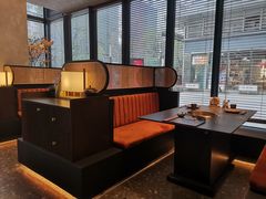 靠窗位-铭牛烧肉·和牛海鲜自助(高新月牙湖店)