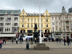 -耶拉契奇总督广场