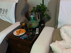 -新盈光·云会所(百丈东路店)