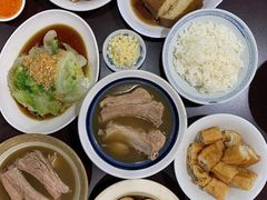 -黄亚细肉骨茶(仰光路店)