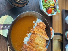 炸猪排咖喱定食-炼火烤肉店