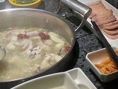 -一席地·本地鸡窝·杭帮鸡火锅(萧山银隆百货店)