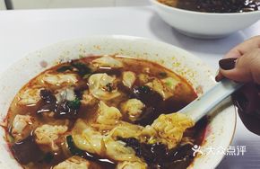 Duck Blood Dumpling Noodles