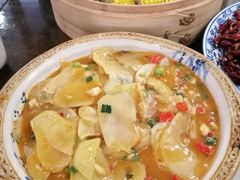 酸水土豆片-黄桷树曹家私房菜(江与城店)