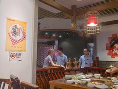 -小天鹅火锅·一线江景洪鼎旗舰店(洪崖洞店)