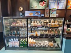 -星巴克臻选(上海今潮8弄店)