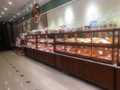 面包甜点陈列柜-丹香(青岛南京路店)