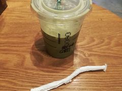 -星巴克(广州百信广场东区店)