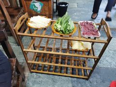 -抚仙湖生态石锅鱼野生菌(告庄店)