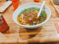 -湘人龙记老长沙米粉(鸟巢店)