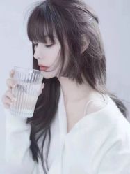 -蘑菇发型