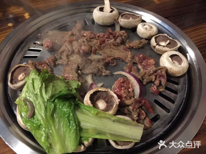 盆钵满东北地炉烤肉(珠江路店)烤秘制牛肉图片