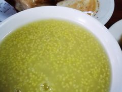 -宝瑞门钉肉饼店