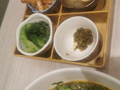 -康师傅私房牛肉面(马泉营奥莱店)