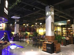 大堂-谁的咖啡·简餐(甪直店)