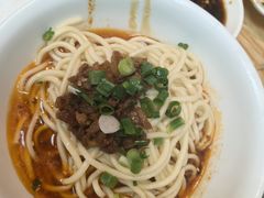 -明红蹄花(糍粑店街店)
