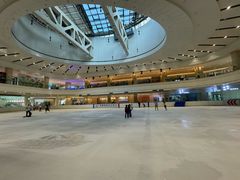 -陈露国际冰上中心(天津嘉里汇店)