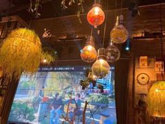 -临界音乐酒馆·小龙虾·江湖菜(华熙LIVE·鱼洞店)
