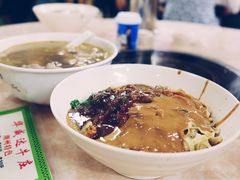 -华威达牛庄(黄埔大道西店)