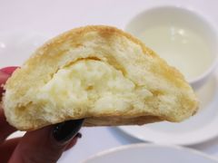 酥皮牛奶包-温州华侨饭店(信河街店)