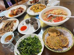 -芦茨金富饭庄·25年老字号·专做稻草鸡
