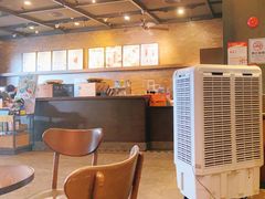 -星巴克(深圳北站B5检票口)