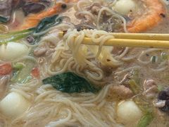 -邱芳粉店(迎宾大道旗舰店)