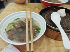 -珊珊小笼馆(仙霞路店)