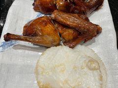 红烧乳鸽-正斗·港式粤菜(SKLP店)