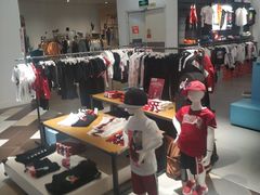 -杭州西湖银泰百货