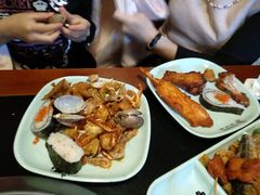 -九寸花汀海鲜烤肉自助(中东迪克店)