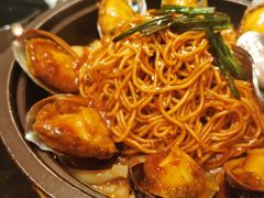 葱香鲍鱼捞面-夜上海(新天地店)