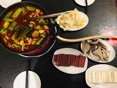 -湘肠香火锅店(团结湖店)