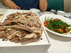 -民族手抓羊肉馆·滩羊手抓·烤全羊