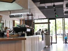 -明谦·Coffee&Cocktail Bar(美您公园店)